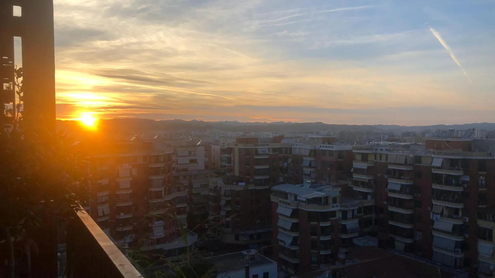 Garden Building Luxury Apartment 地拉那 阿尔巴尼亚